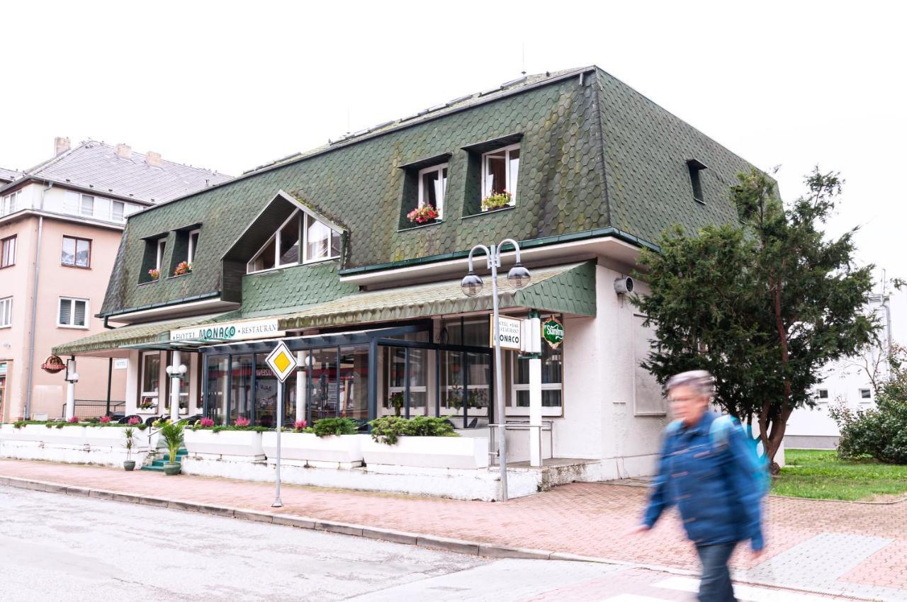 Náměšť nad Oslavou Hotel Monaco מראה חיצוני תמונה